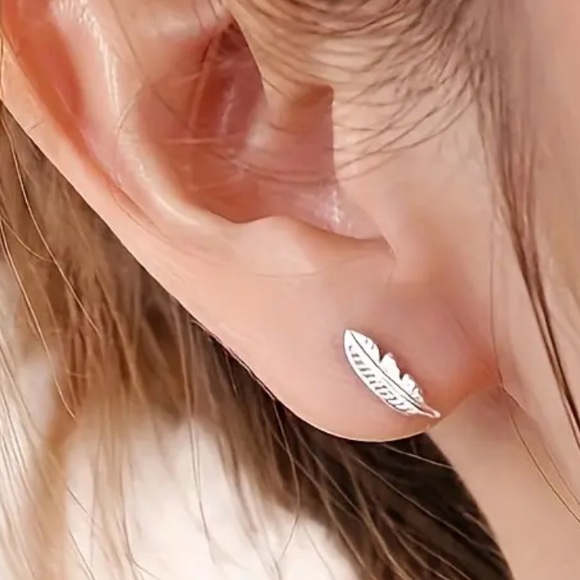 Feather Earrings - Picture 2 of 2